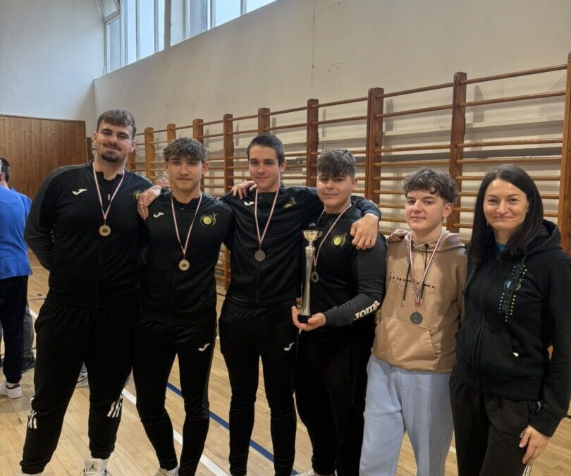 Učenici Obrtničke škole Koprivnica osvojili drugo mjesto na županijskom natjecanju u šahu