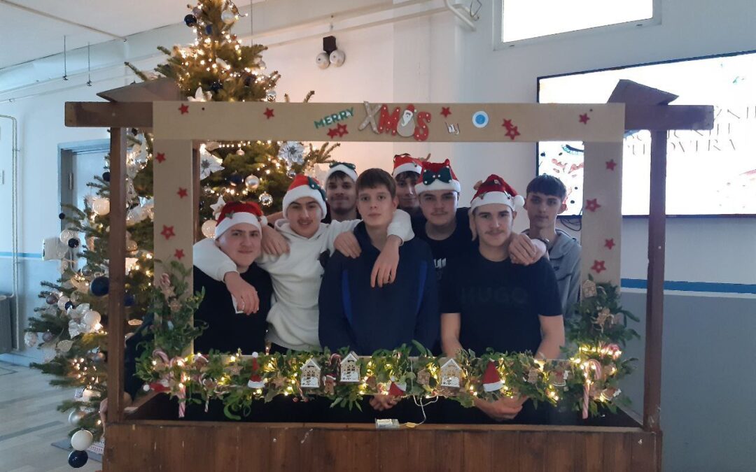 Škola u blagdanskom ruhu: božićni duh u hodnicima i učionicama