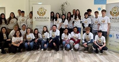 Održana uvodna konferencija i prva radionica u sklopu projekta „Kamilica kroz ruke znanja“